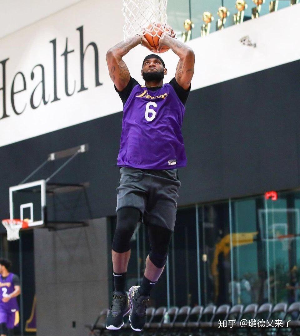 步行者轻取山东队，浓眉哥高光表现