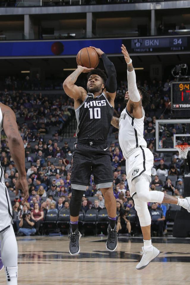 北京队逆转篮网，福克斯刷新纪录