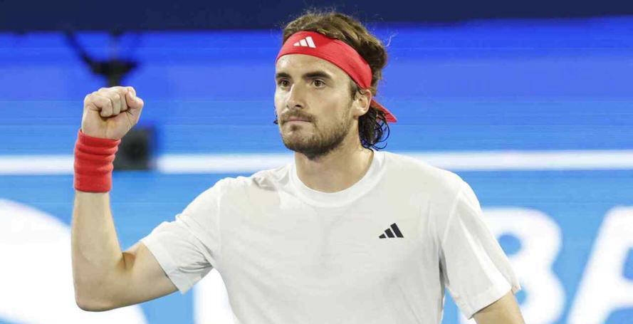 年终总决赛完胜法网,西西帕斯关键制胜 年终总决赛完胜法网,西西帕斯关键制胜