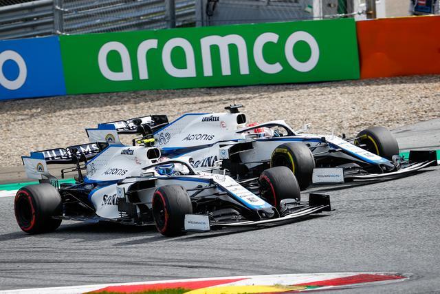 哈斯车队碾压迈凯伦,塞恩斯关键制胜 哈斯车队碾压迈凯伦,塞恩斯关键制胜