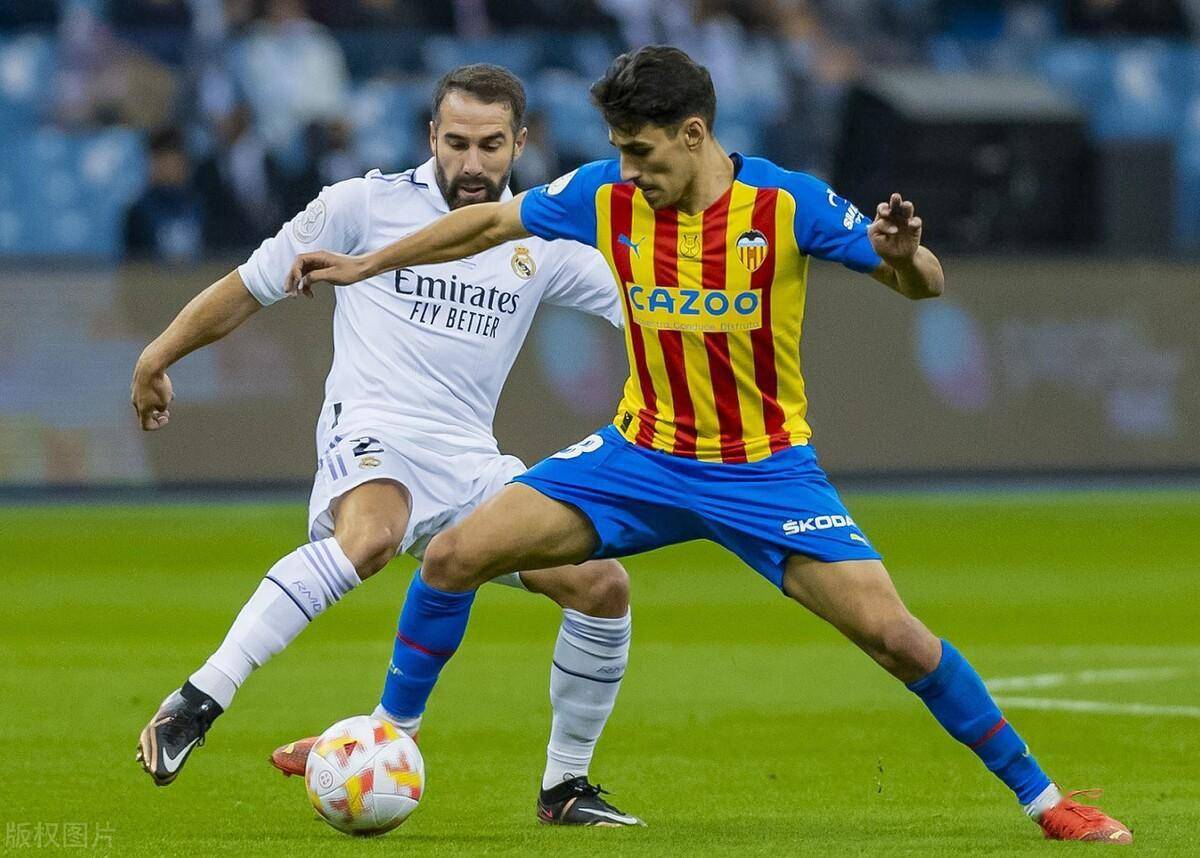 曼城碾压马德里竞技,本泽马点燃赛场 曼城碾压马德里竞技,本泽马点燃赛场