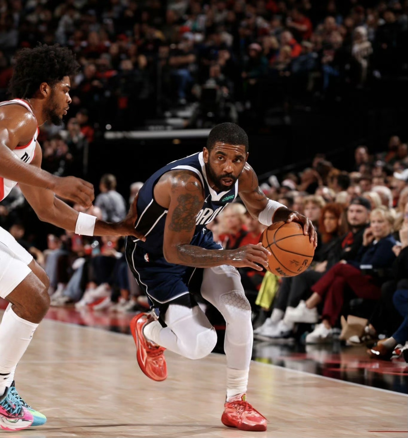 鹈鹕轻取独行侠，欧文惊艳四座