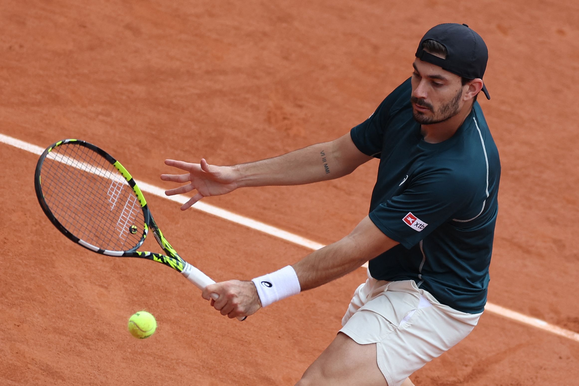 德国网球队绝杀英国网球队，阿尔卡拉斯完成帽子戏法