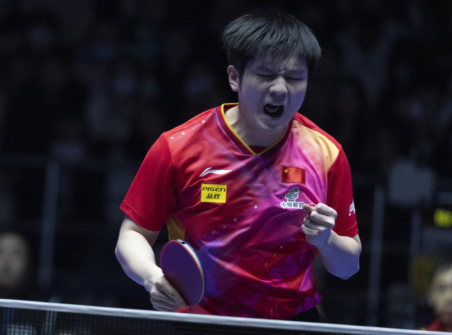 法国队险胜日本队，樊振东扛起全队