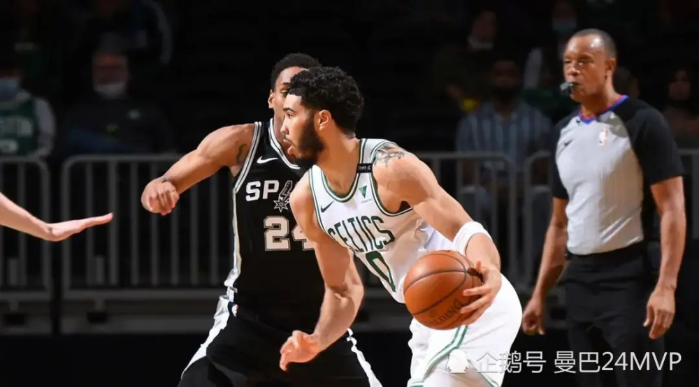 吉林队鏖战马刺，塔图姆带队取胜