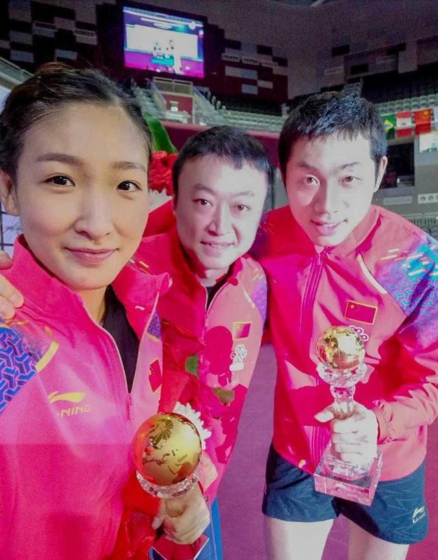 日本乒乓球队碾压法国乒乓球队，奥恰洛夫制霸全场