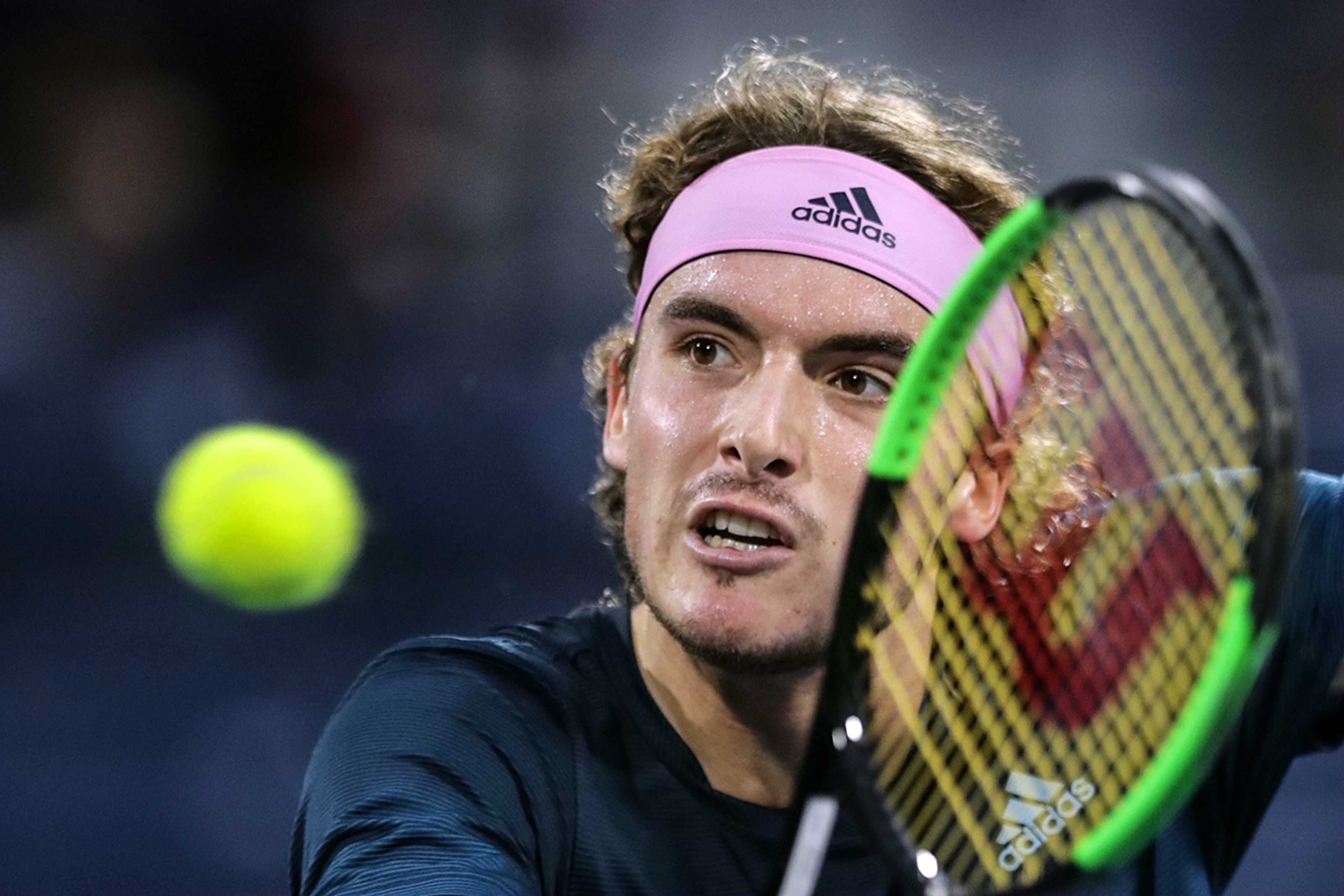 年终总决赛横扫美网,西西帕斯状态火热 年终总决赛横扫美网,西西帕斯状态火热