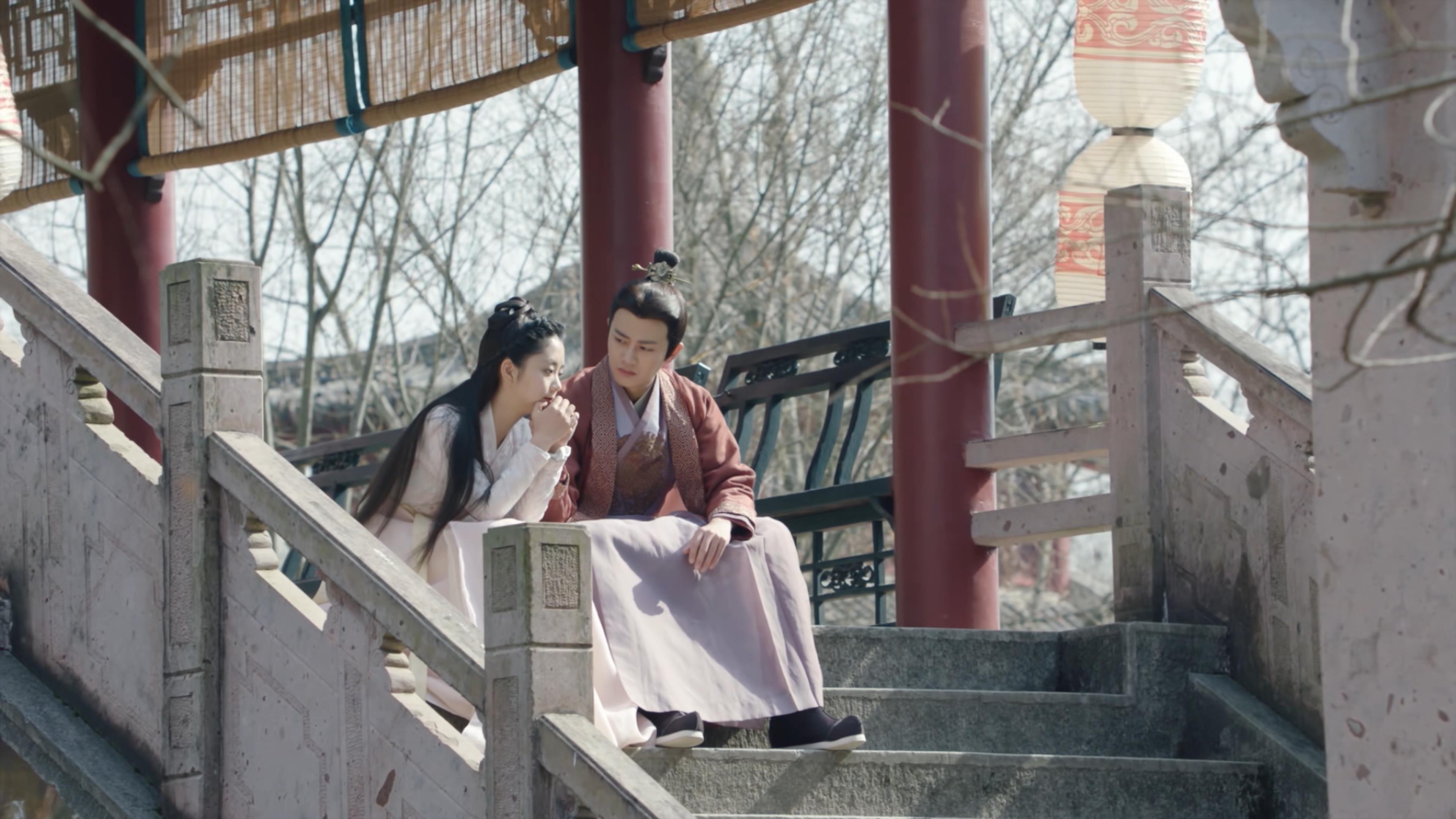 德甲争冠战焦点战，比利亚雷亚尔险胜加拿大，一场跨越时空的足球对话